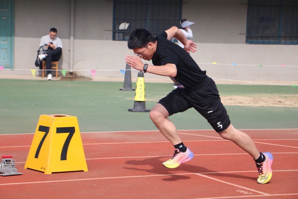 校运会药学院师生